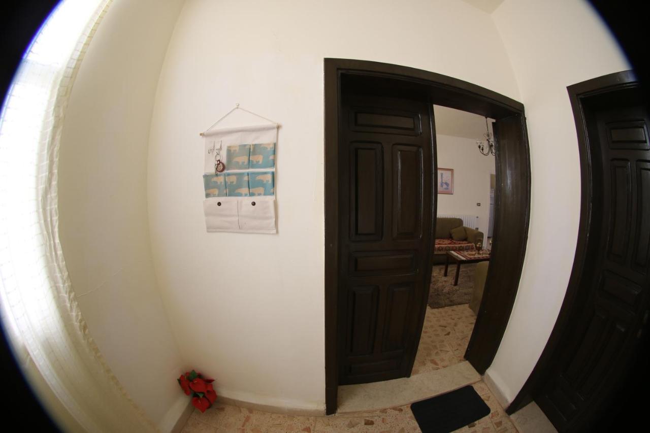 Alice & Andrew Apt. Few Steps To Madaba Old City Center Exterior foto